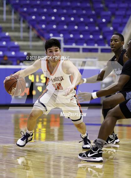 Thumbnail 2 in Harlan @ Brandeis photogallery.