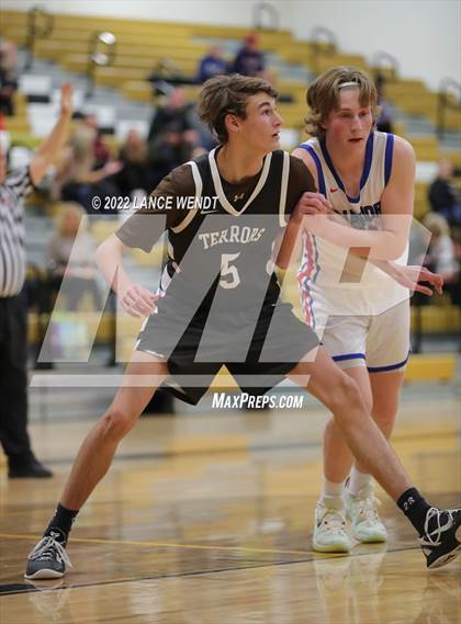 Thumbnail 3 in Centaurus vs. Palmer photogallery.