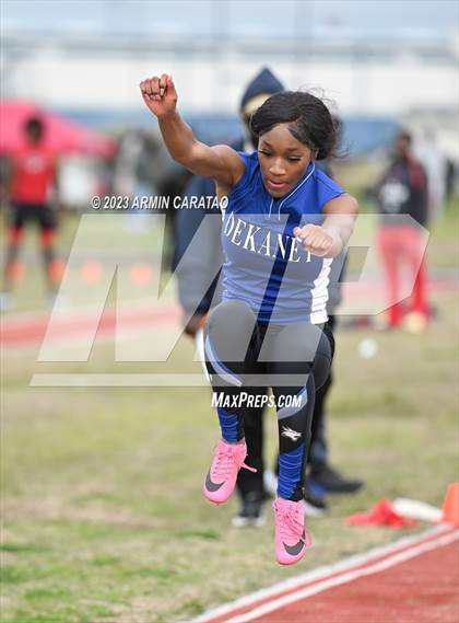 Thumbnail 1 in Spring ISD invitational photogallery.
