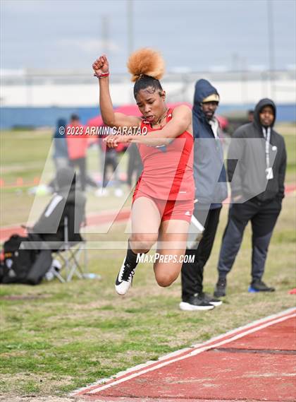 Thumbnail 1 in Spring ISD invitational photogallery.