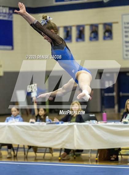 Thumbnail 3 in WIAA Badger Conference (Floor) photogallery.