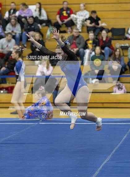 Thumbnail 2 in WIAA Badger Conference (Floor) photogallery.