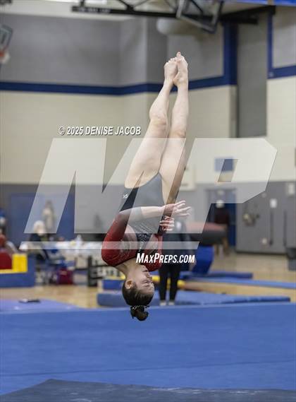 Thumbnail 2 in WIAA Badger Conference (Floor) photogallery.
