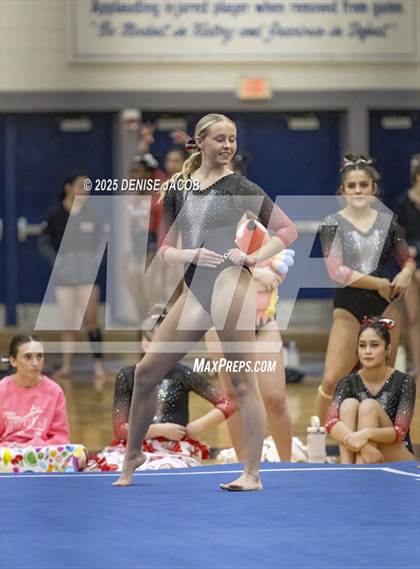 Thumbnail 2 in WIAA Badger Conference (Floor) photogallery.