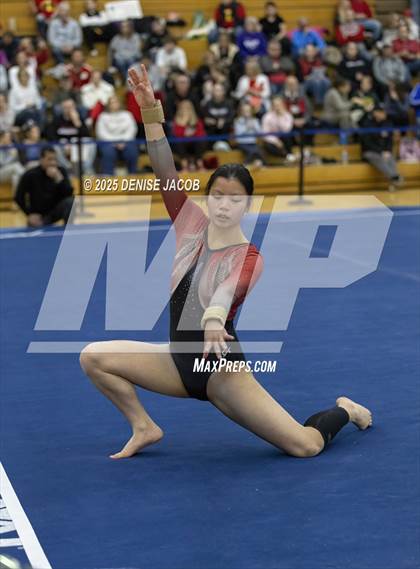 Thumbnail 1 in WIAA Badger Conference (Floor) photogallery.