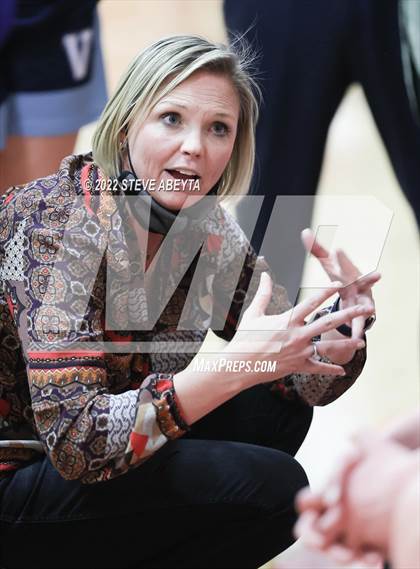 Thumbnail 1 in Valor Christian @ Regis Jesuit photogallery.