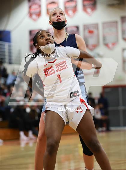 Thumbnail 3 in Valor Christian @ Regis Jesuit photogallery.