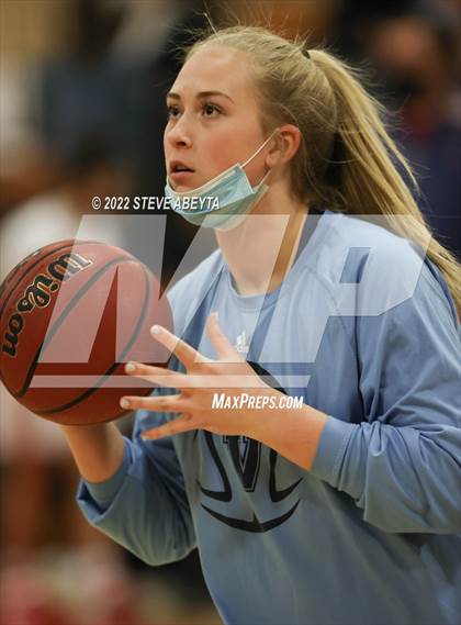 Thumbnail 2 in Valor Christian @ Regis Jesuit photogallery.
