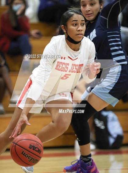 Thumbnail 2 in Valor Christian @ Regis Jesuit photogallery.