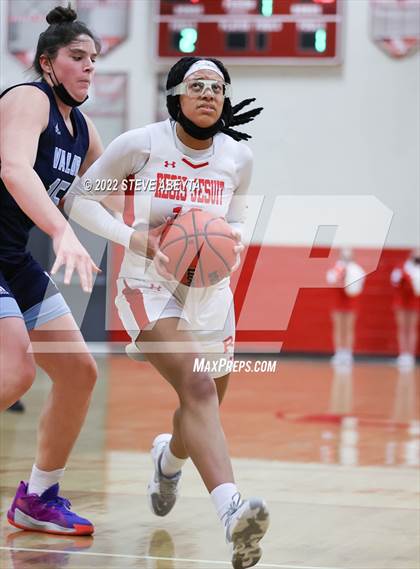 Thumbnail 3 in Valor Christian @ Regis Jesuit photogallery.