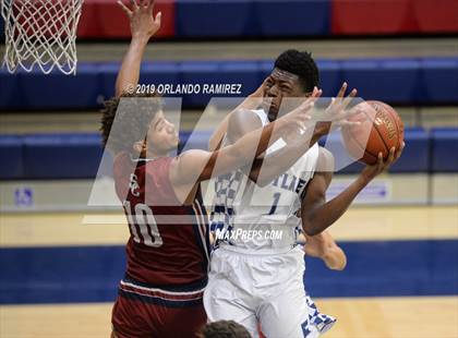 Thumbnail 2 in Eastlake vs Steele Canyon (East vs South Tournament) photogallery.