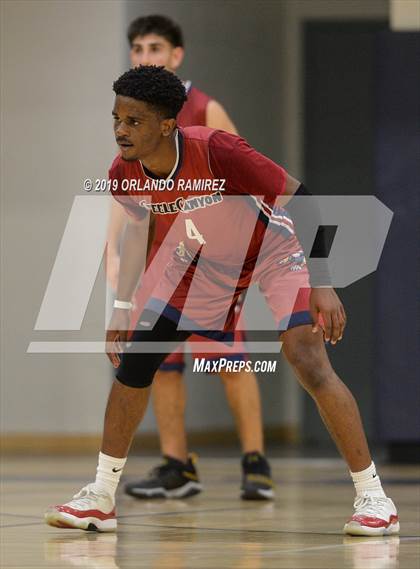 Thumbnail 3 in Eastlake vs Steele Canyon (East vs South Tournament) photogallery.