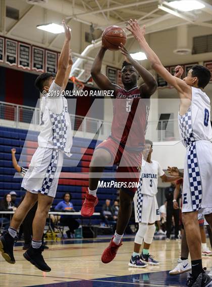 Thumbnail 3 in Eastlake vs Steele Canyon (East vs South Tournament) photogallery.