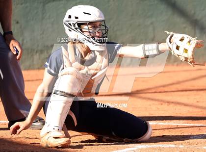 Thumbnail 2 in Cactus Shadows @ Horizon photogallery.