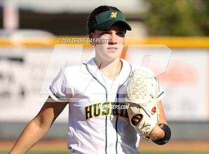 Thumbnail 2 in Cactus Shadows @ Horizon photogallery.