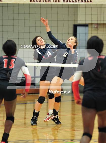 Thumbnail 1 in Bellaire @ Lamar photogallery.