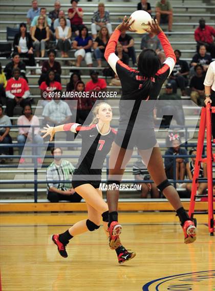 Thumbnail 2 in Bellaire @ Lamar photogallery.
