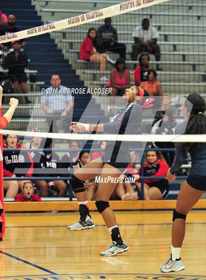 Thumbnail 1 in Bellaire @ Lamar photogallery.