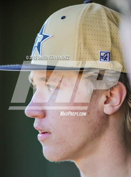 Thumbnail 2 in Pinecrest vs Grace Christian photogallery.