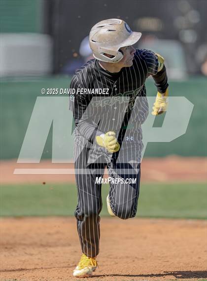 Thumbnail 2 in Pinecrest vs Grace Christian photogallery.