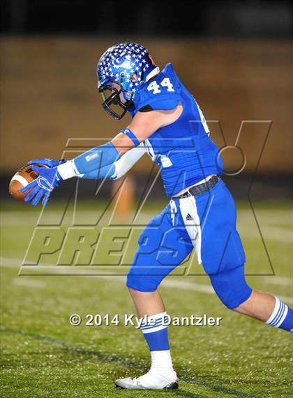 Thumbnail 1 in Gunter vs. Arp (UIL 3A Division 2 Region 2 Area) photogallery.