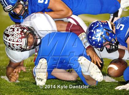 Thumbnail 2 in Gunter vs. Arp (UIL 3A Division 2 Region 2 Area) photogallery.