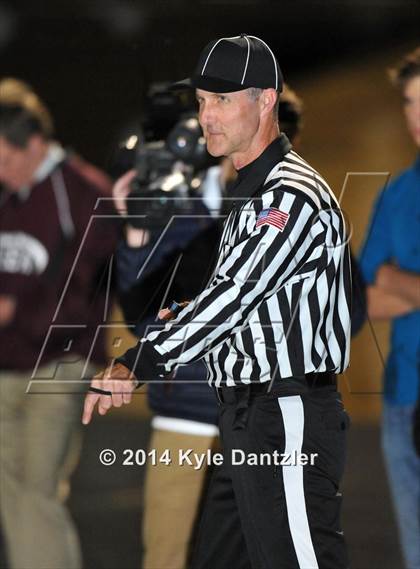 Thumbnail 2 in Gunter vs. Arp (UIL 3A Division 2 Region 2 Area) photogallery.