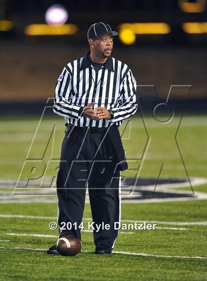 Thumbnail 2 in Gunter vs. Arp (UIL 3A Division 2 Region 2 Area) photogallery.
