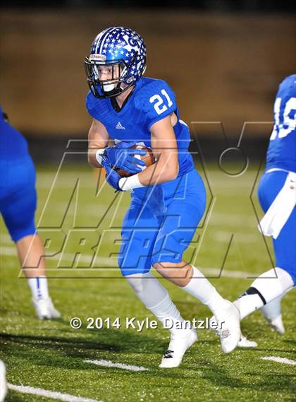 Thumbnail 1 in Gunter vs. Arp (UIL 3A Division 2 Region 2 Area) photogallery.