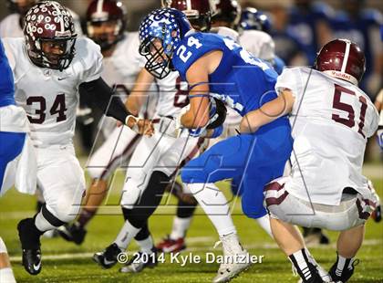 Thumbnail 3 in Gunter vs. Arp (UIL 3A Division 2 Region 2 Area) photogallery.