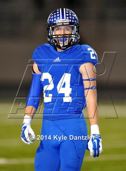 Thumbnail 1 in Gunter vs. Arp (UIL 3A Division 2 Region 2 Area) photogallery.
