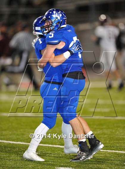 Thumbnail 1 in Gunter vs. Arp (UIL 3A Division 2 Region 2 Area) photogallery.