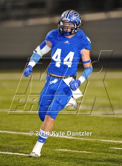 Thumbnail 3 in Gunter vs. Arp (UIL 3A Division 2 Region 2 Area) photogallery.