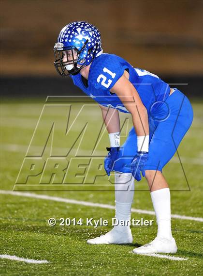 Thumbnail 2 in Gunter vs. Arp (UIL 3A Division 2 Region 2 Area) photogallery.