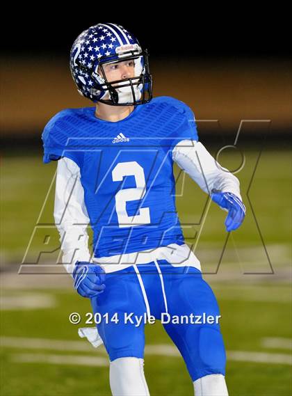 Thumbnail 3 in Gunter vs. Arp (UIL 3A Division 2 Region 2 Area) photogallery.
