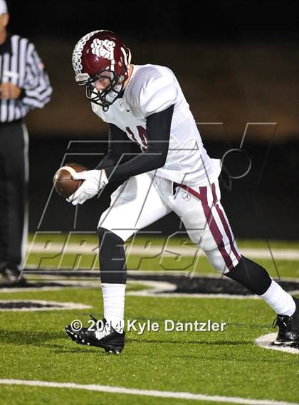 Thumbnail 3 in Gunter vs. Arp (UIL 3A Division 2 Region 2 Area) photogallery.