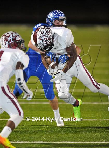 Thumbnail 1 in Gunter vs. Arp (UIL 3A Division 2 Region 2 Area) photogallery.
