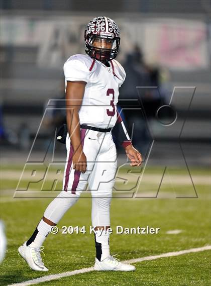 Thumbnail 2 in Gunter vs. Arp (UIL 3A Division 2 Region 2 Area) photogallery.