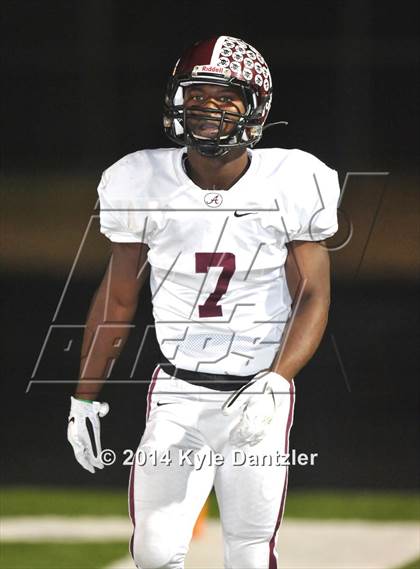 Thumbnail 3 in Gunter vs. Arp (UIL 3A Division 2 Region 2 Area) photogallery.