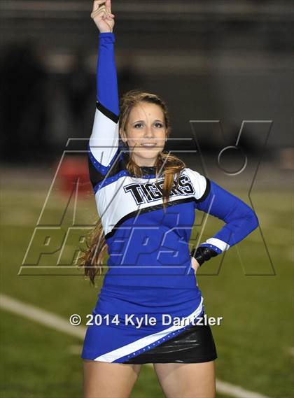 Thumbnail 1 in Gunter vs. Arp (UIL 3A Division 2 Region 2 Area) photogallery.