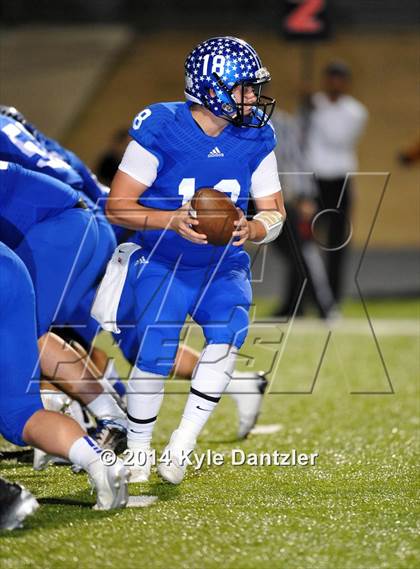 Thumbnail 2 in Gunter vs. Arp (UIL 3A Division 2 Region 2 Area) photogallery.