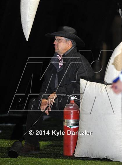 Thumbnail 1 in Gunter vs. Arp (UIL 3A Division 2 Region 2 Area) photogallery.
