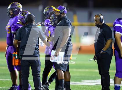 Thumbnail 3 in Lynwood vs. Cabrillo photogallery.