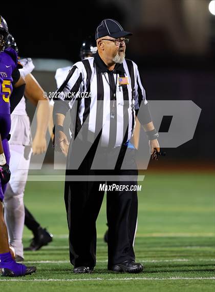 Thumbnail 1 in Lynwood vs. Cabrillo photogallery.