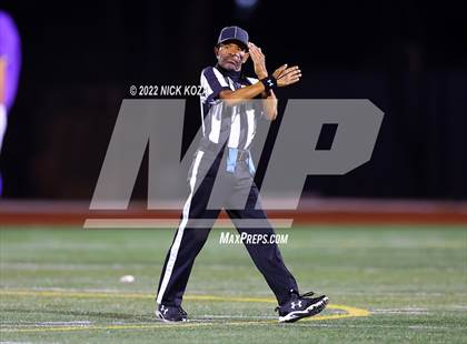 Thumbnail 2 in Lynwood vs. Cabrillo photogallery.
