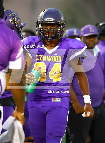 Thumbnail 2 in Lynwood vs. Cabrillo photogallery.