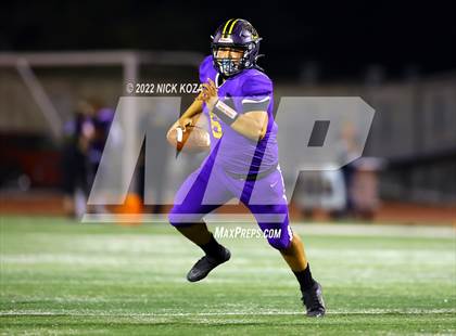 Thumbnail 3 in Lynwood vs. Cabrillo photogallery.