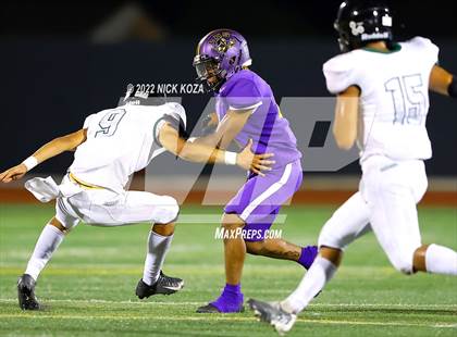 Thumbnail 1 in Lynwood vs. Cabrillo photogallery.