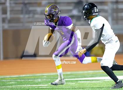 Thumbnail 3 in Lynwood vs. Cabrillo photogallery.