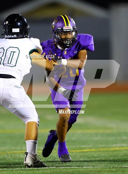 Thumbnail 3 in Lynwood vs. Cabrillo photogallery.